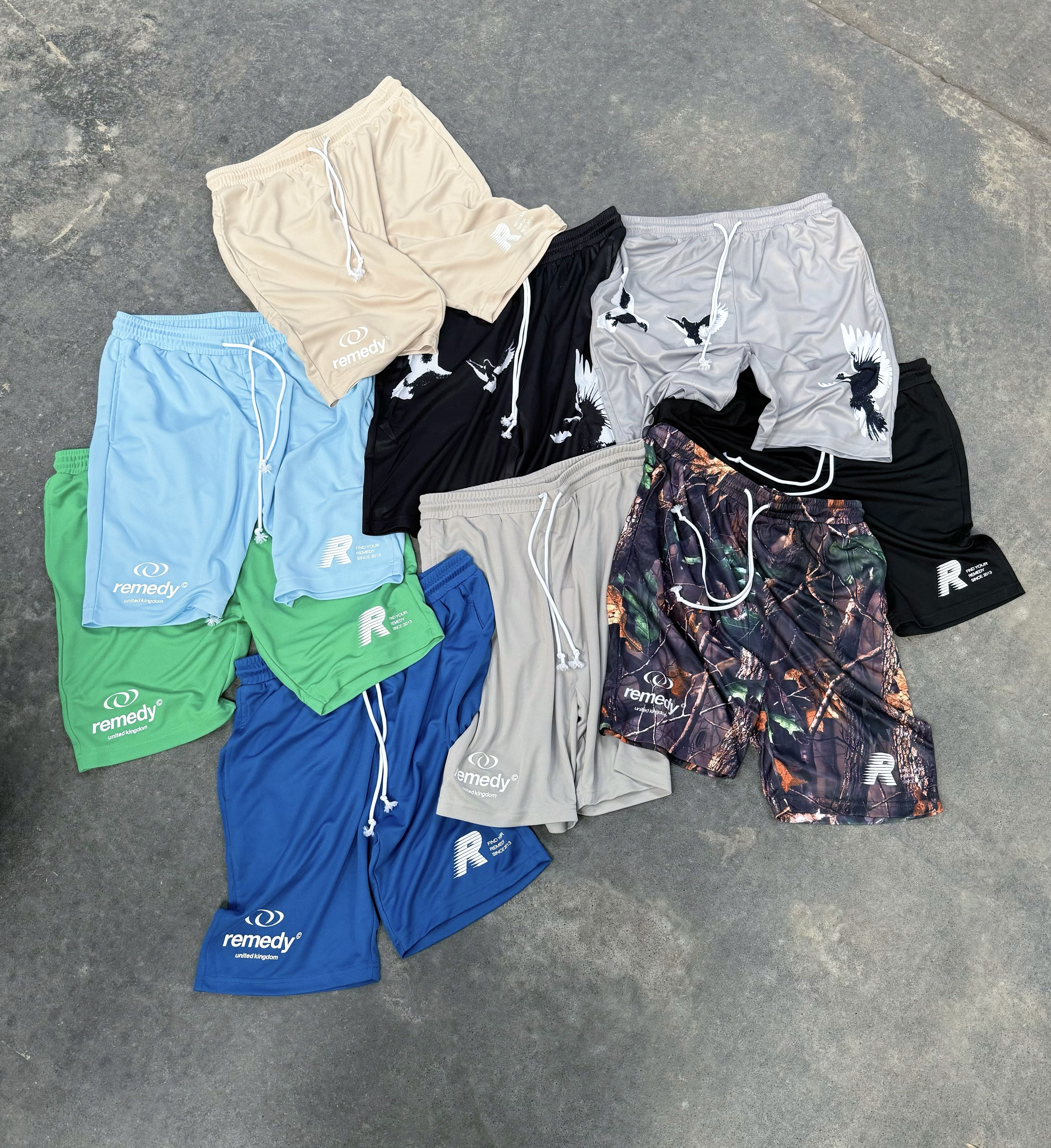MESH SHORTS